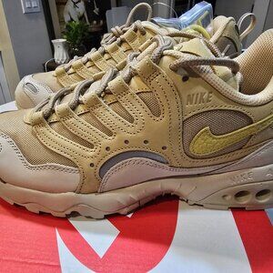 Nike Air Terra Humara SP Sneakers Shoes Hemp/Sesame FQ9084-201 MENS SIZE 10 NEW